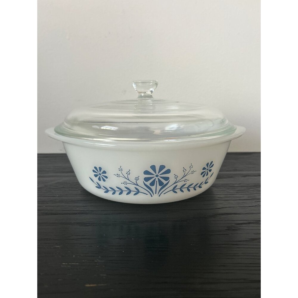 VTG Ovenware Casserole Dish w/Lid Blue Daisy Pattern #514 - 2 Qt MCM Nostalgia